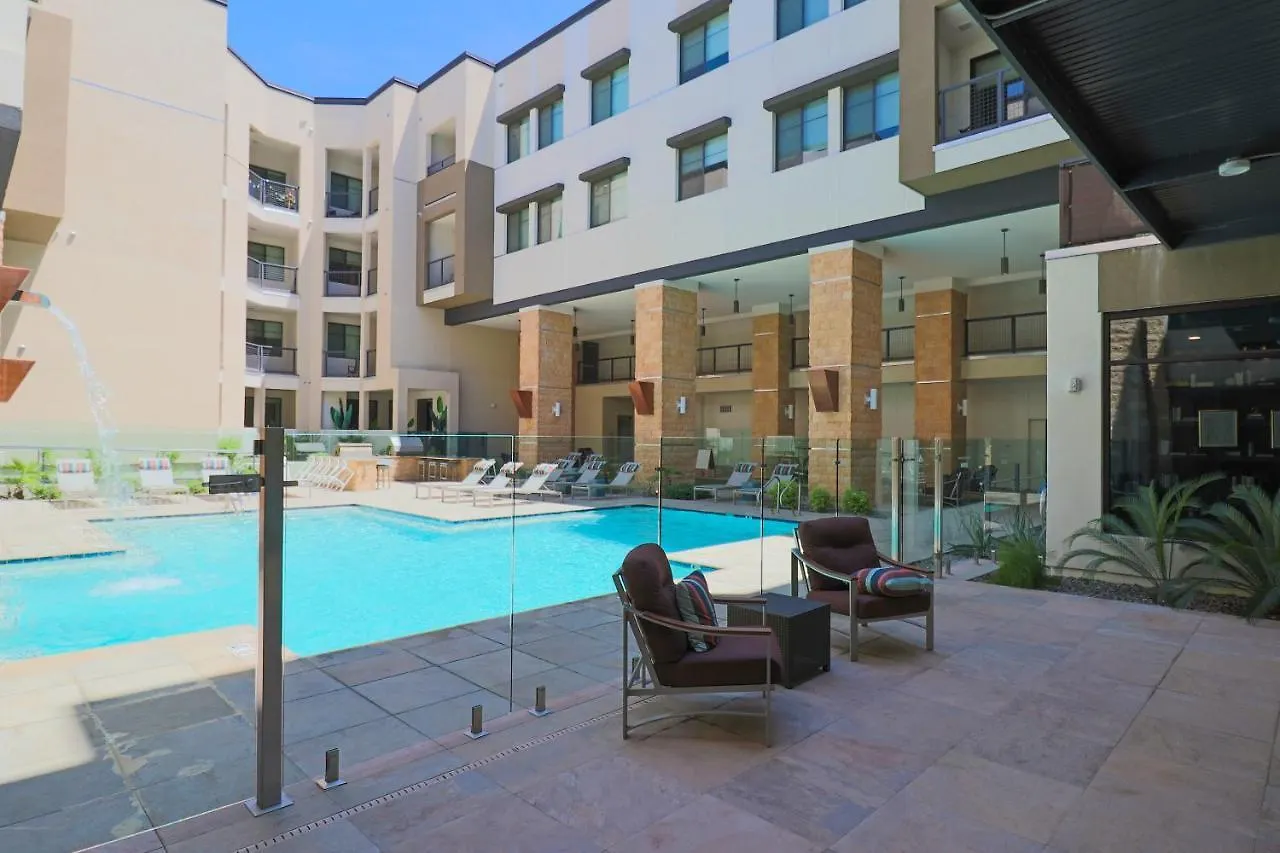 Private Rooftop Terrance - King Beds - Walk Score 81 & Parking 4014 Scottsdale 0*,  United States